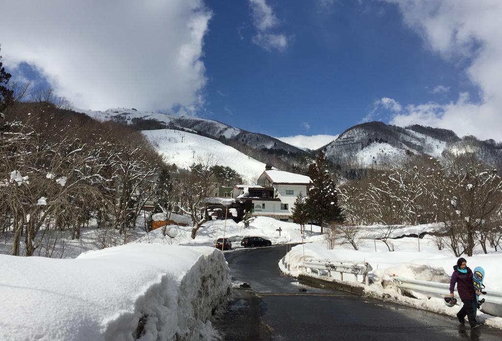 Hakuba Landmark Happo Lodge Esterno foto
